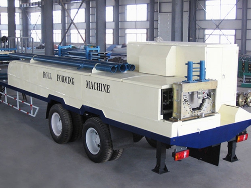 Máquina formadora de techos curvos de acero